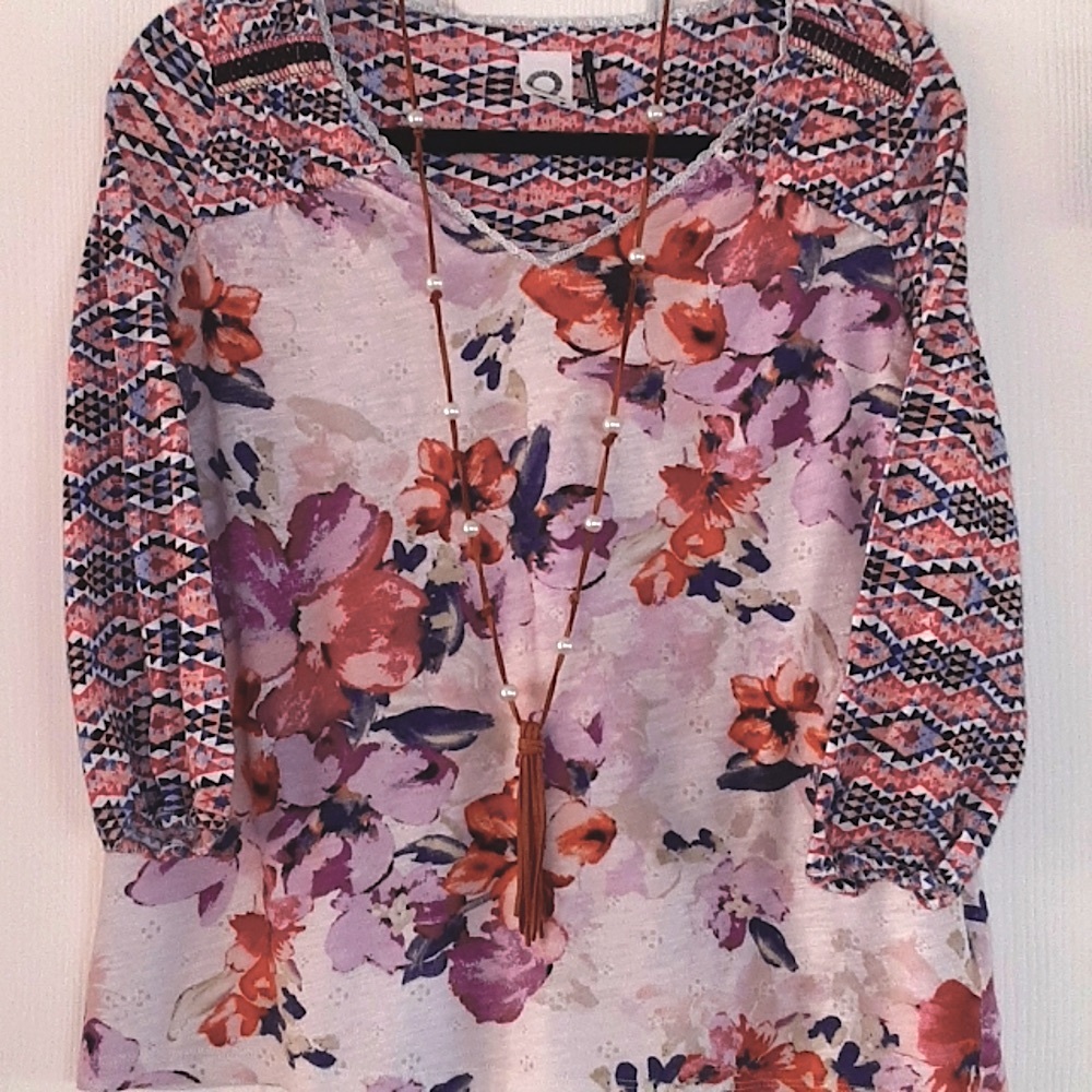 Anthropologie Shirt AKEMI + KIN Cream Orange Blue Purple Aztec Medium